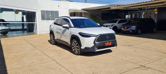 TOYOTA COROLLA CROSS 1.8 VVT-I HYBRID FLEX XRV CVT TOYOTA COROLLA CROSS 1.8 VVT-I HYBRID FLEX XRV CVT